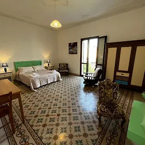 Mille Lire Peppe's Casa de hóspedes